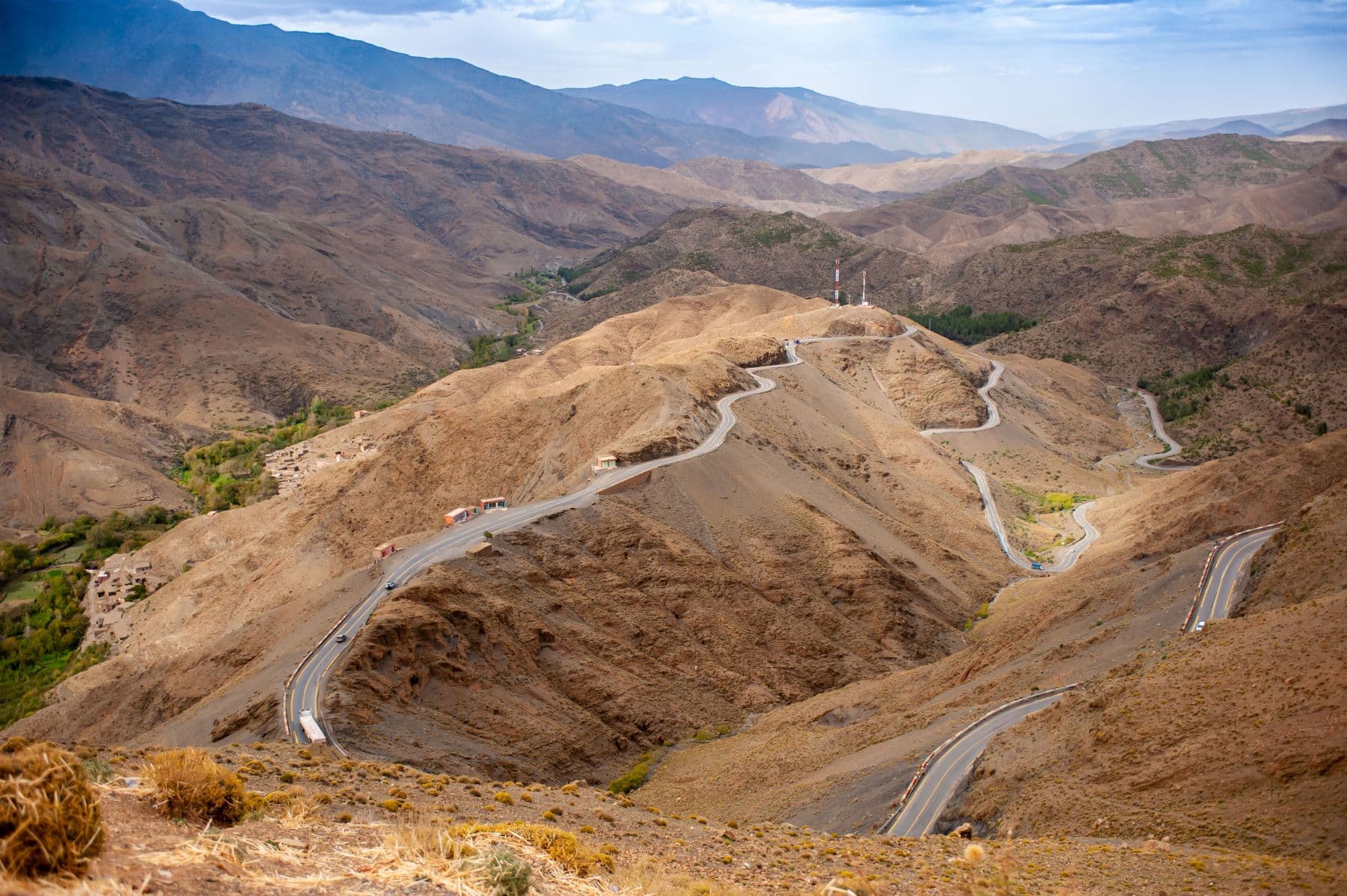 Mountain road near Midelt